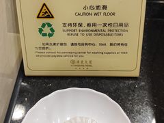 -广东大厦酒店(广州北京路步行街纪念堂地铁站店)
