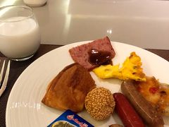 -海口绿发希尔顿酒店-田园汇自助餐·三文鱼·海鲜