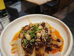 -渝信川菜 · 川味家常菜(财富购物中心店)