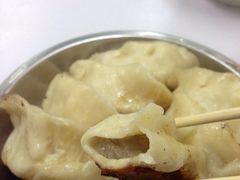 -黄阿姨锅贴大王(万航渡路店)