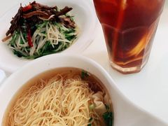 -新大咀港式茶餐厅(宝山万达店)
