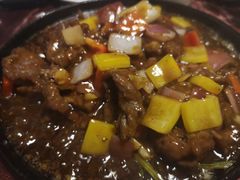 黑椒芦笋牛柳粒-红山红餐厅(宏源大厦店)