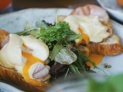 -ROAST coffee & eatery