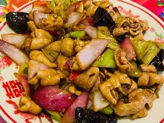 -闯关东东北农家菜(崂山石老人店)