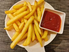 -WOLFGANG PUCK KITCHEN & BAR(迪士尼小镇店)