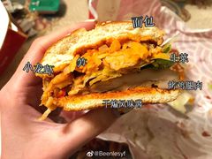 干煸风味小龙虾烤鸡腿堡-肯德基(沭阳大润发店)