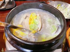 参鸡汤-青春韩国料理(光环店)