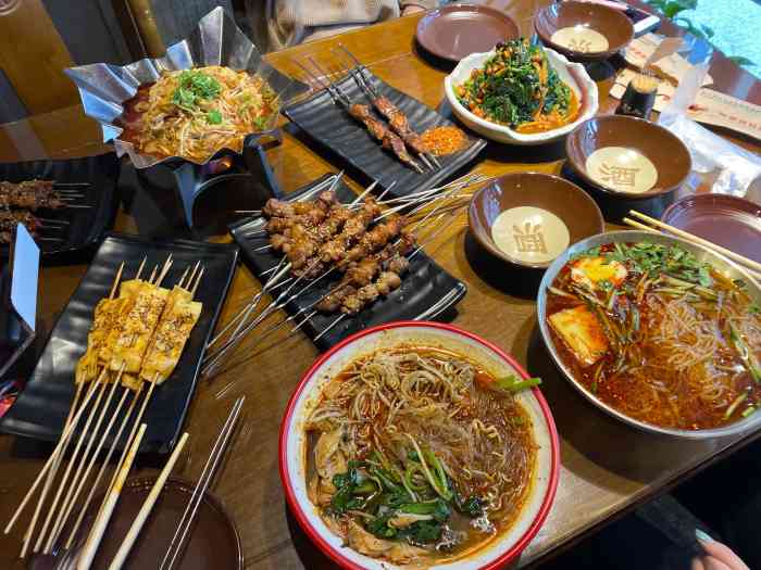 襄平往事串烧-"网上评价很高的串店,第一次体验,整体感觉.