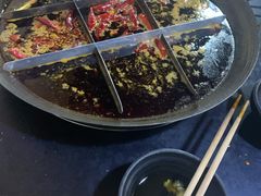 红汤锅底-铜元老码头鳝鱼火锅