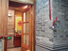 门面-万里闯关东铁锅炖菜馆(高新旗舰店)