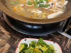 -一品鱻石锅鱼
