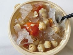 木瓜炖银耳-堂屋糖水店(愚园店)