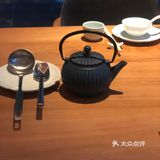 本帮菜的升级版，着重于本帮菜的改良与创新