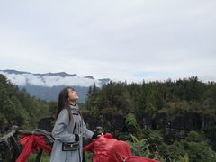 -梭布垭石林景区