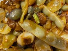 -汇丰百宴(甲尔坝农贸市场店)