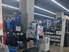 -迪卡侬(越秀公园店)