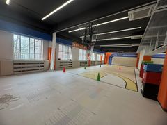 -悦动体能篮球羽毛球网球(三里河店)