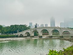 -万绿园
