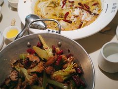 -渔语鱼酸菜鱼新川菜(来福士店)