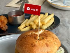 -必胜客(大宁路店)