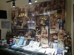 -良友书坊(安徽路店)