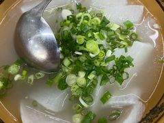 -一品红烧鸭特色川菜(三岔湖店)