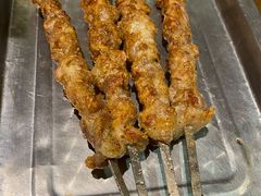 烤羊肉串-清真吴记门钉肉饼·喜多利