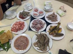 -尚品海鲜肥牛自助火锅(湖明店)