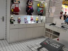 -泡泡玛特POPMART(上海环球港店)