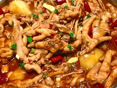 鸡爪煲-胖哥俩肉蟹煲(湖滨银泰in77店)