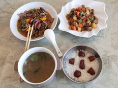 -爱月宝月嫂·育儿嫂(哈尔滨总店)