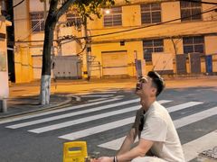 -溪岸路花鸟市场