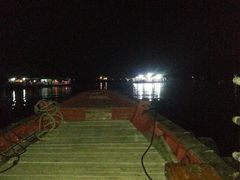 坐船到餐厅-海上驿站渔家菜馆