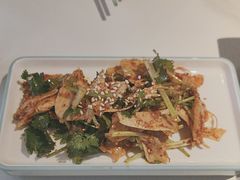 -江边城外烤全鱼(世茂广场店)