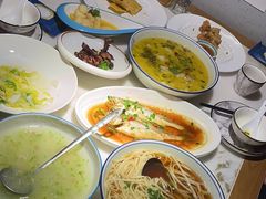 -老外婆渔村·传统宁波菜(骆驼爱琴海店)