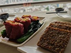 -旋转餐厅