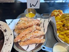 -W COLLECTIVE  DESSERT SHOP
