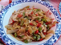 酸萝卜蛋皮-三只鸟本地特色菜馆(上饶总店)