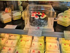 -红宝石·鲜奶小方·海派西点房(南丹店)
