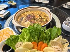 -野菌皇海景野生菌火锅(滨海大道店)