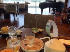 -白天鹅宾馆·月兔吧