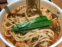 小锅米线-云海肴·汽锅鸡·云南菜(高德置地店)