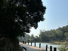 -梅岭月亮湾山体公园