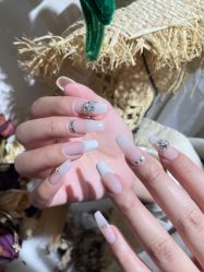 -NEW LOOK-绿麓 · 美甲美睫脱毛工作室