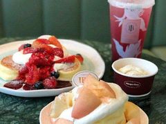 -红宝石·鲜奶小方·海派西点房(联洋店)