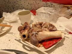 -三人行骨头王火锅(长寿店)