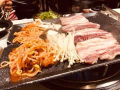 -八色五花肉(新村2号店)