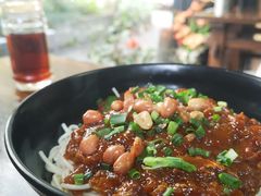 邱师父特色炸酱面-家烧面馆【南山路知名经典面食】