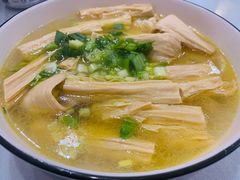 鸡汤腐竹-小实惠嘉(威海路店)