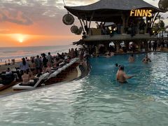 -FINNS Beach Club